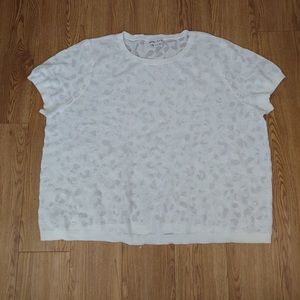 2/$15 Ava & Viv White Print Sheer Blouse Size 4X